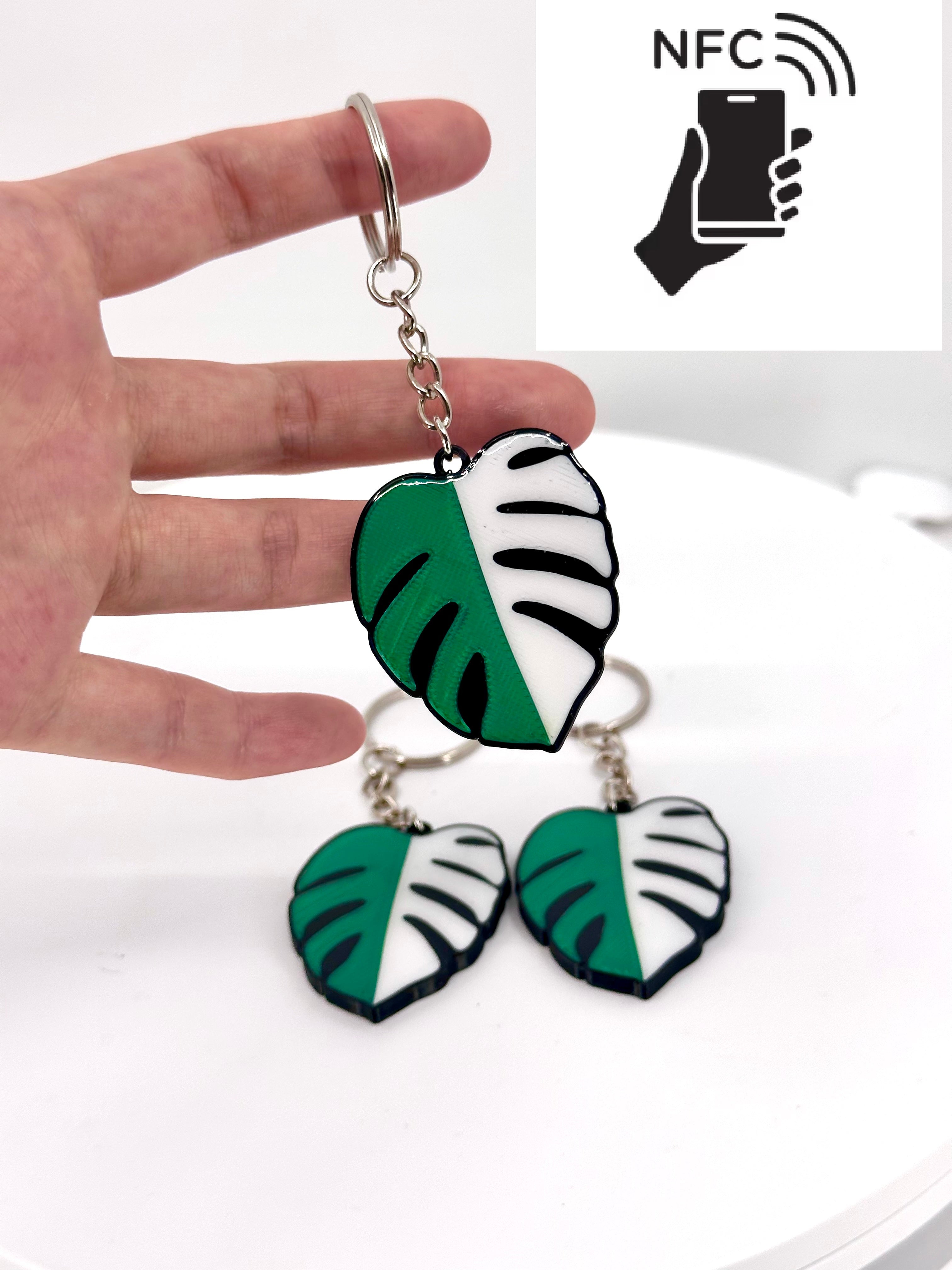 Monstera keychain nfc tag albo halfmoon- Digital business card - resin coating